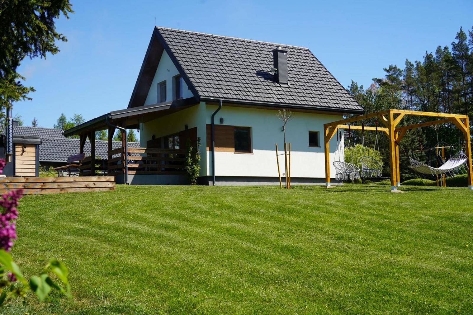 Domek Z Kominkiem Nad Jeziorem Z Jacuzzi Ogrodowym Sumowo  Bagian luar foto